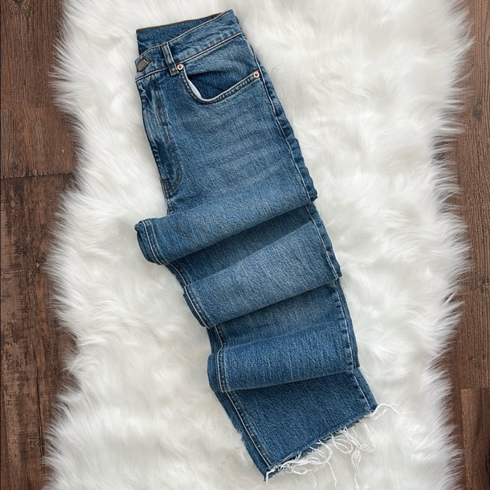 ASOS | Mom Jeans | High Waist | Straight Leg | Size 28